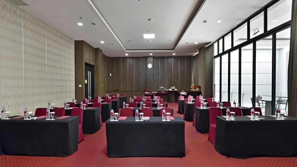 Travello Hotel Bandung Eksteriør bilde