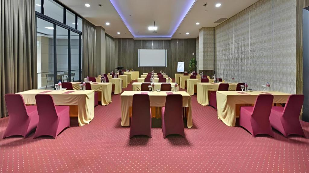 Travello Hotel Bandung Eksteriør bilde