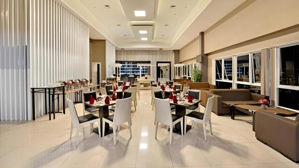 Travello Hotel Bandung Eksteriør bilde