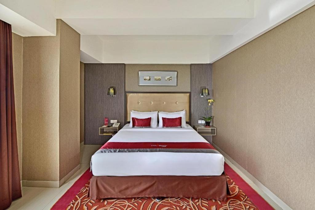 Travello Hotel Bandung Eksteriør bilde