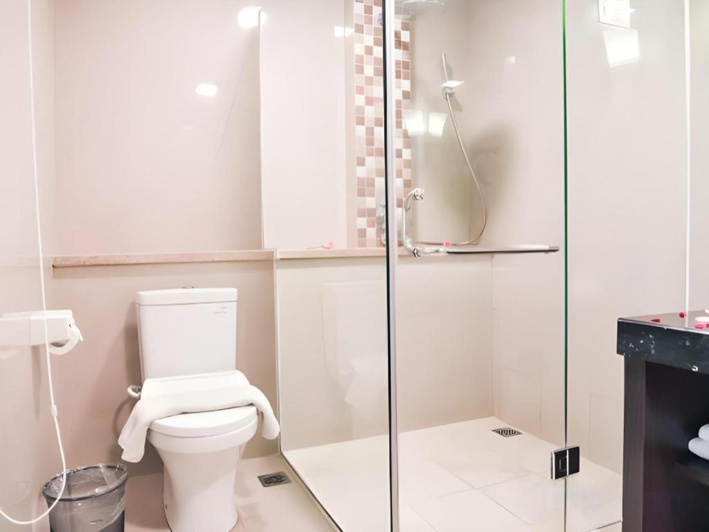 Travello Hotel Bandung Eksteriør bilde